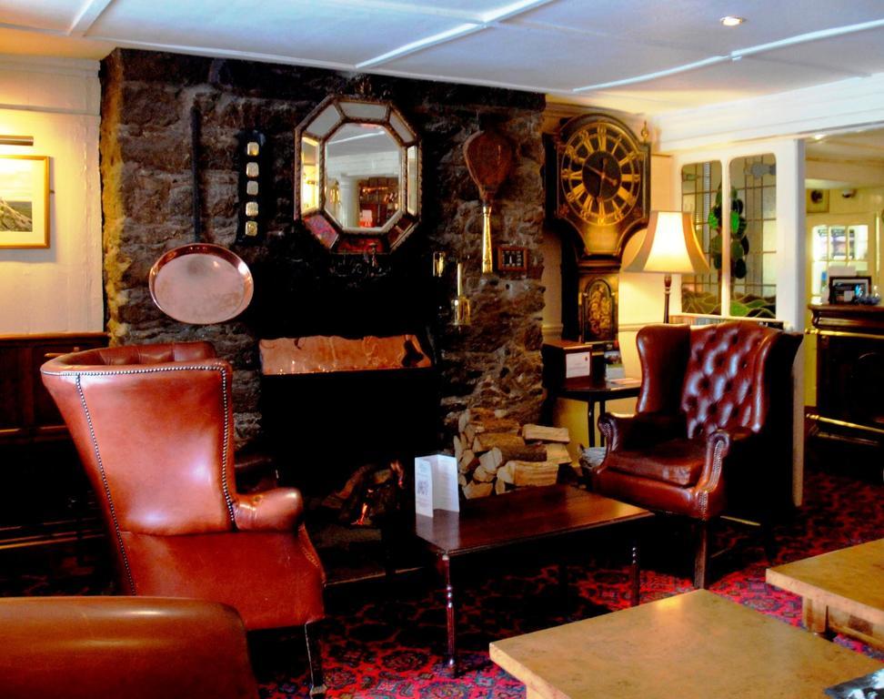 Two Bridges Hotel ภายนอก รูปภาพ